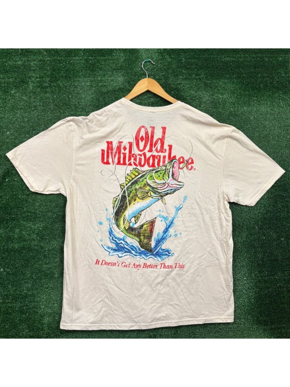 Old Milwaukee Beer It Doesn't Get Any Better Than This T-Shirt Size 2X